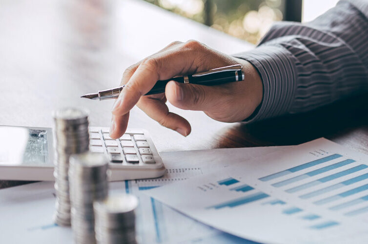 cropped-cropped-top-tips-for-managing-your-finances-during-the-covid-19-crisis-1.jpg